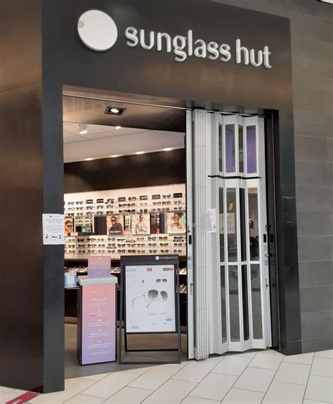 Sunglass Hut Burnaby .